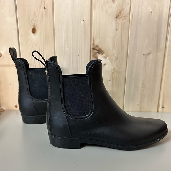 Black Ankle Boots for Women - Picture 5 of 5